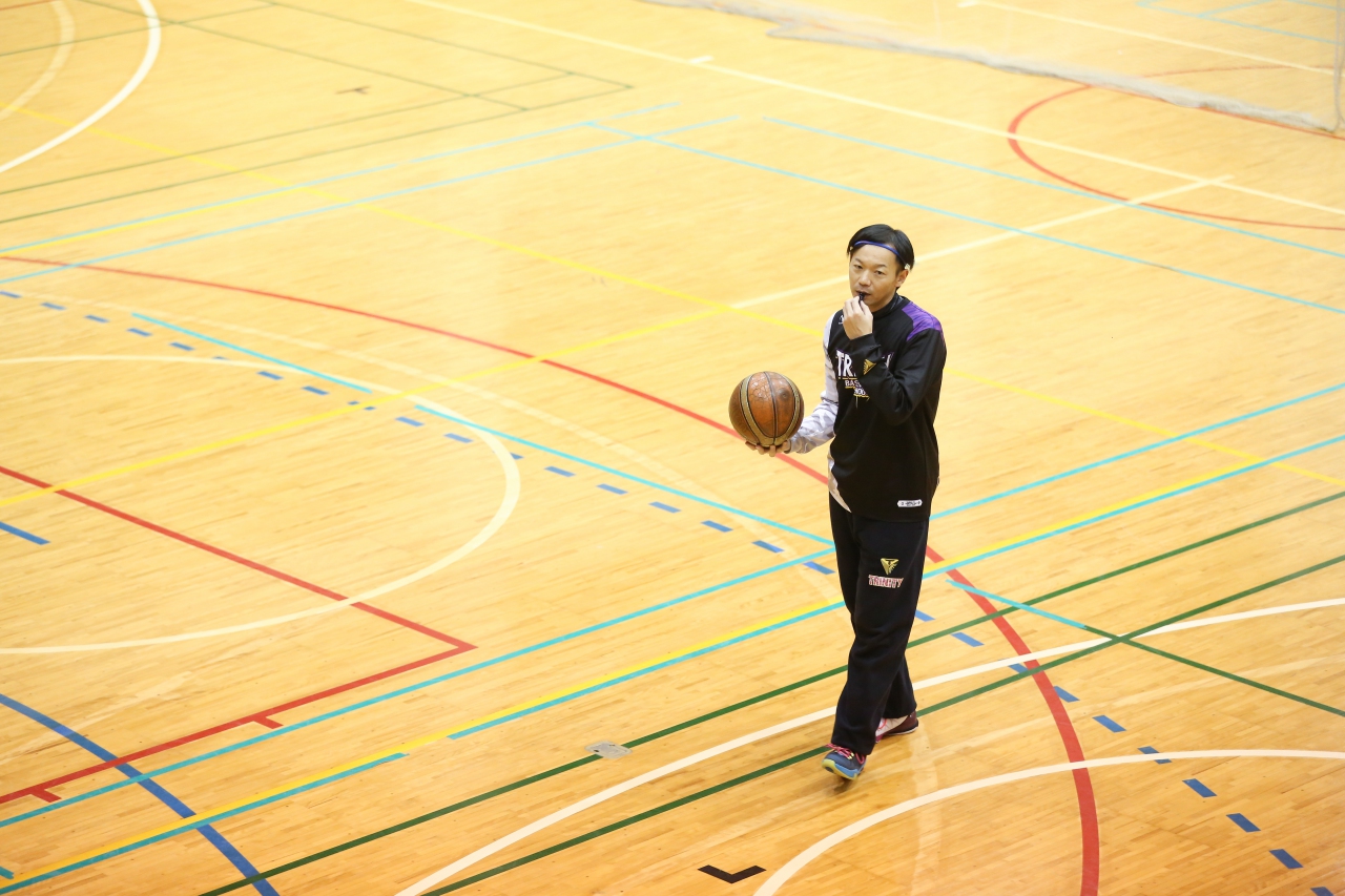 TRINITY BASKETBALL SCHOOLのCLINICページトップ画像